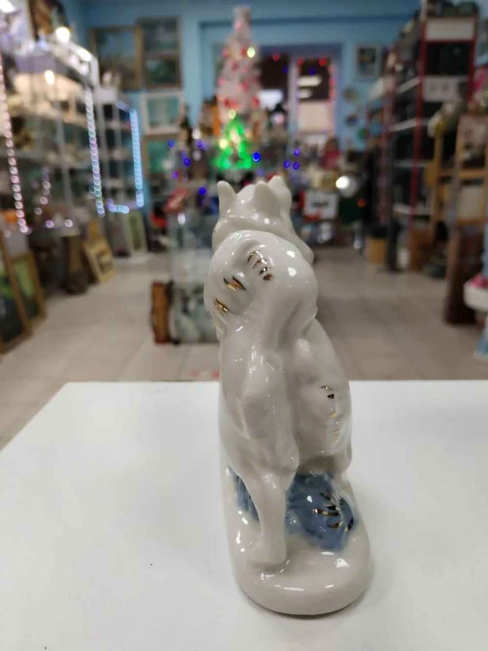 Статуэтка «Лайка», Гжель, фарфор, СССР, 1950-е гг