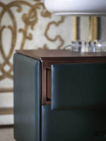 Тумбочка Poltrona Frau Moondance