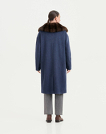 Пальто кашемировое с отделкой из меха соболя