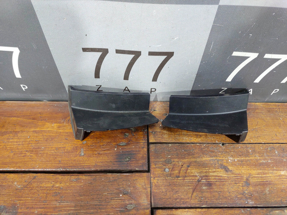 Накладки заднего фонаря комплект Kia Sportage 4 18-22 Б/У Оригинал 92411F1500