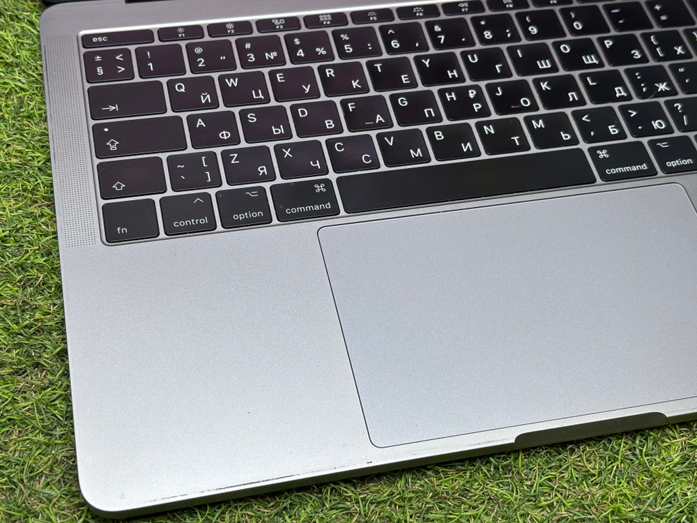 MacBook Pro 13 2017 A1708 8/256GB