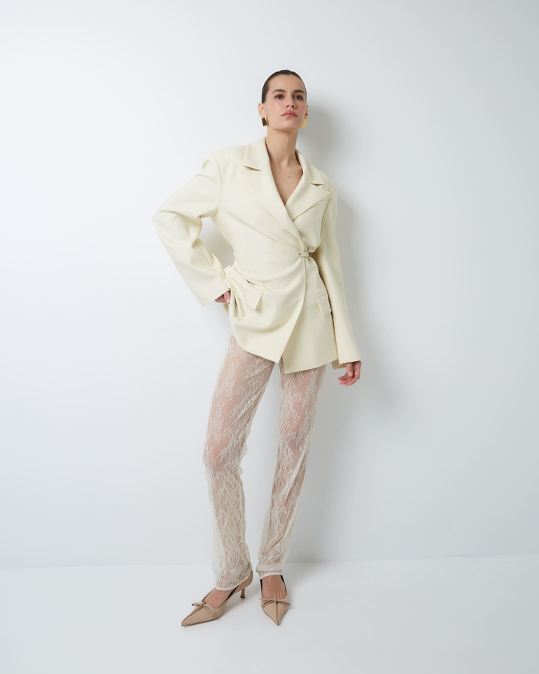 Жакет на пояске из шерсти белый шоколад