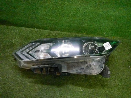 Фара левая Nissan Qashqai 2 j11 (17-23) галоген