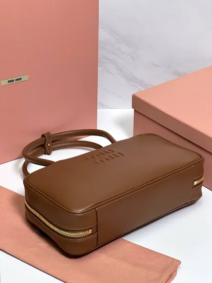 Сумка MIUMIU Beau коричневая