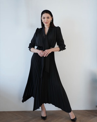 Платье "Роковая" в черном