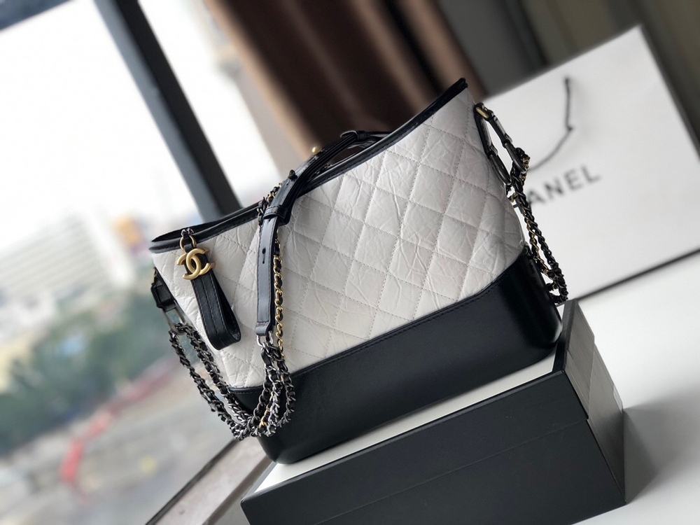 Chane1 Gabrielle 28 cm