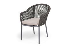 "Лион" стул плетеный из роупа, каркас алюминий темно-серый (RAL7024) муар, роуп темно-серый круглый, ткань бежевая 052