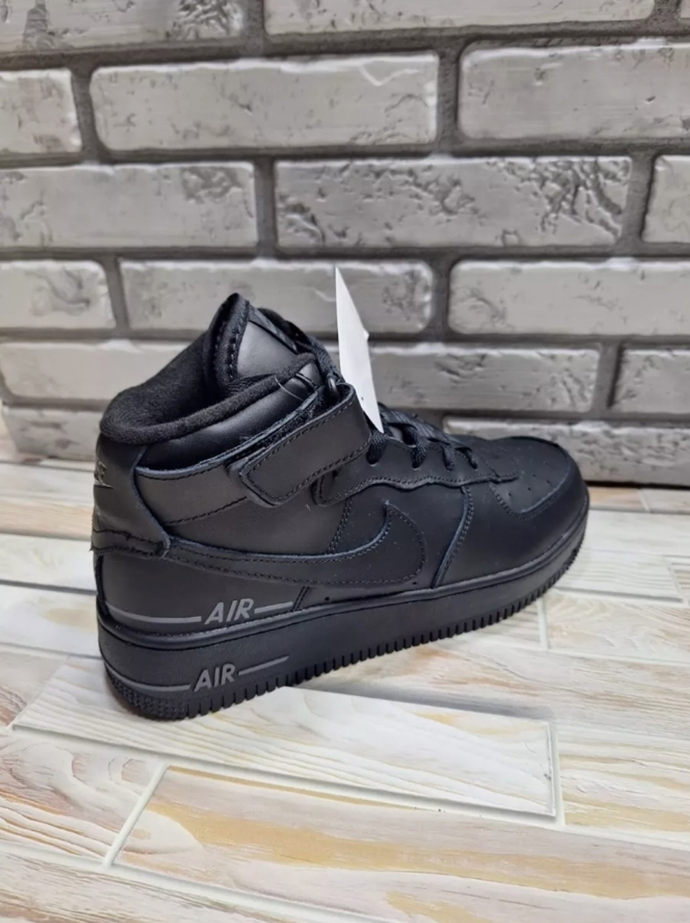 Кроссовки Nike Air Force 1 - зимние