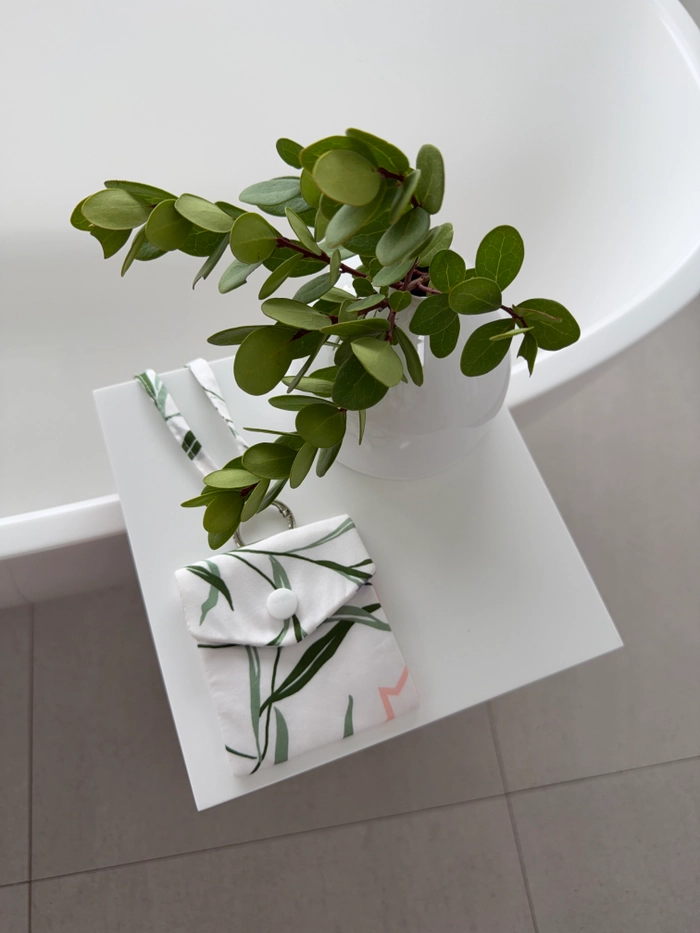 КАРТХОЛДЕР ДЖЕЙЛА ЦВЕТОЧНЫЙ ПРИНТ