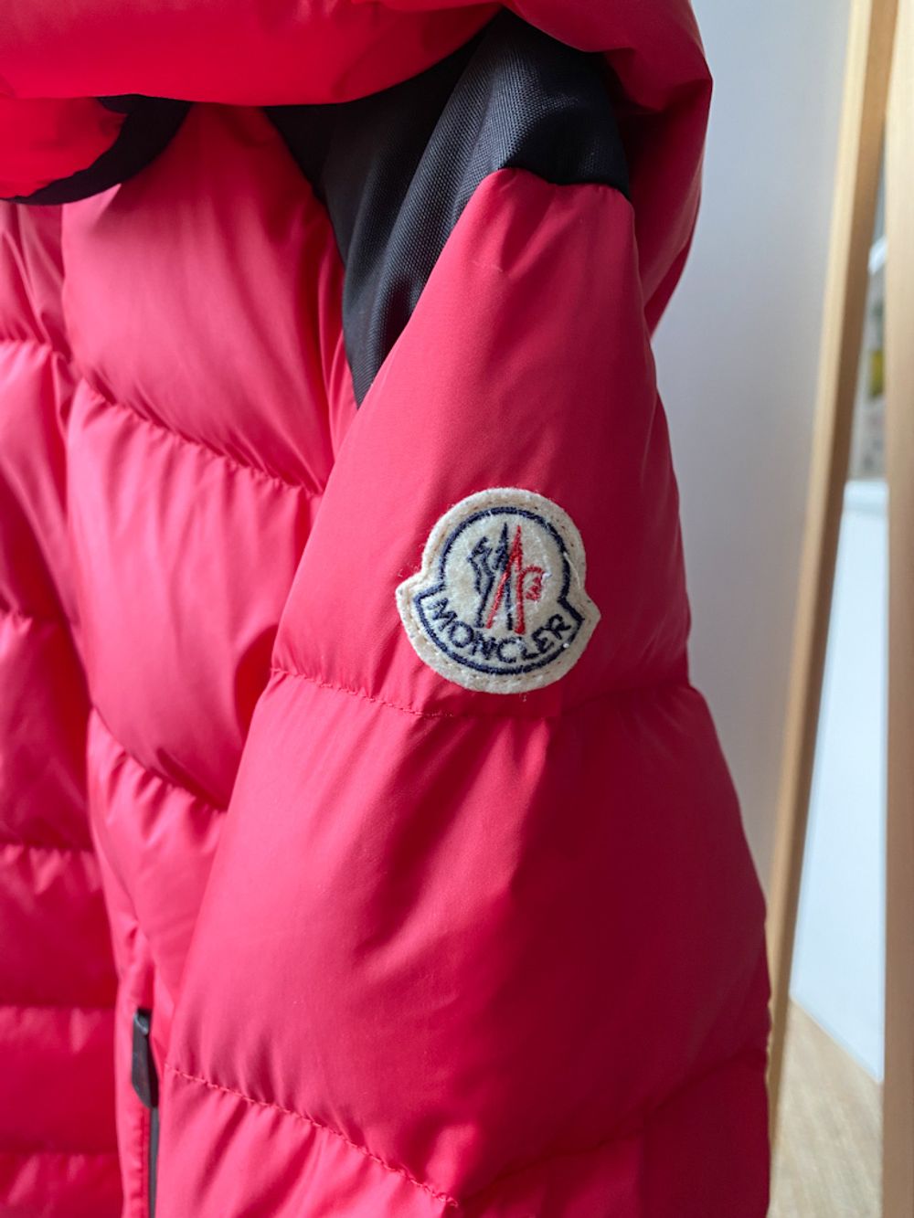 Пуховая куртка Moncler, 140