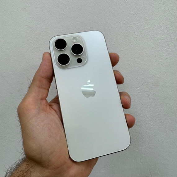 Apple 15 Pro 128GB АКБ 100% (Коробка,кабель)