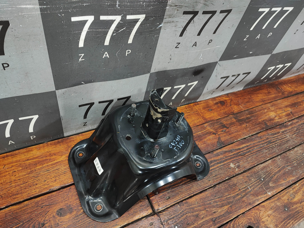 Кронштейн запасного колеса Tank 300 21-нв Б/У Оригинал 6309105XKM14A0