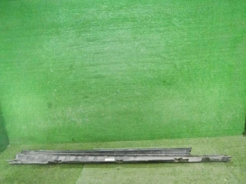 Накладка порога левая Mercedes C w205 (2014-2023)