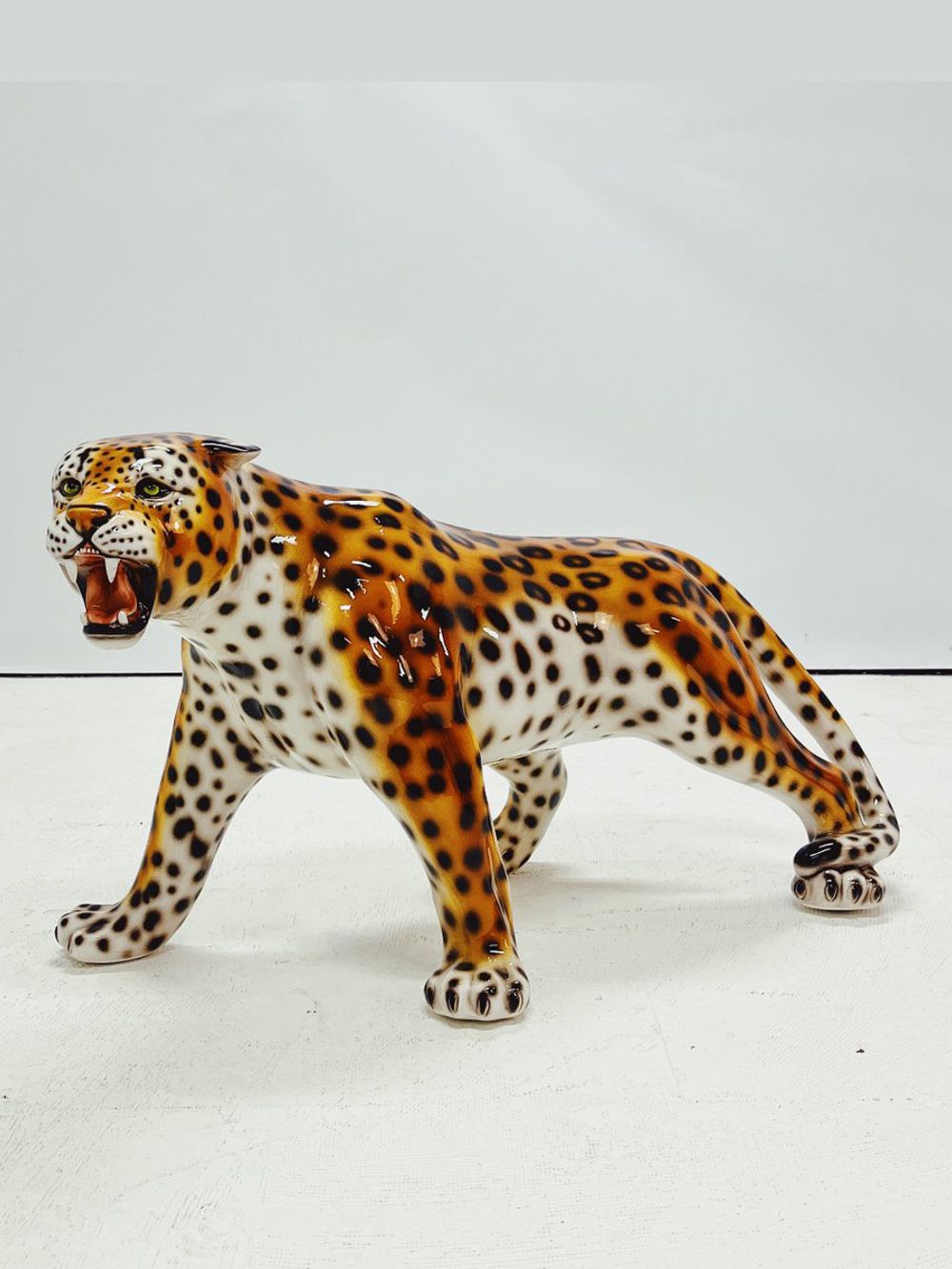 Boxer Скульптура интерьерная "Леопард"