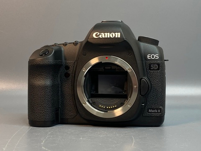 Canon EOS 5D Mark II 14.500 кадров