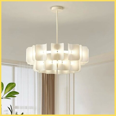 Дизайнерская люстра в стиле модерн