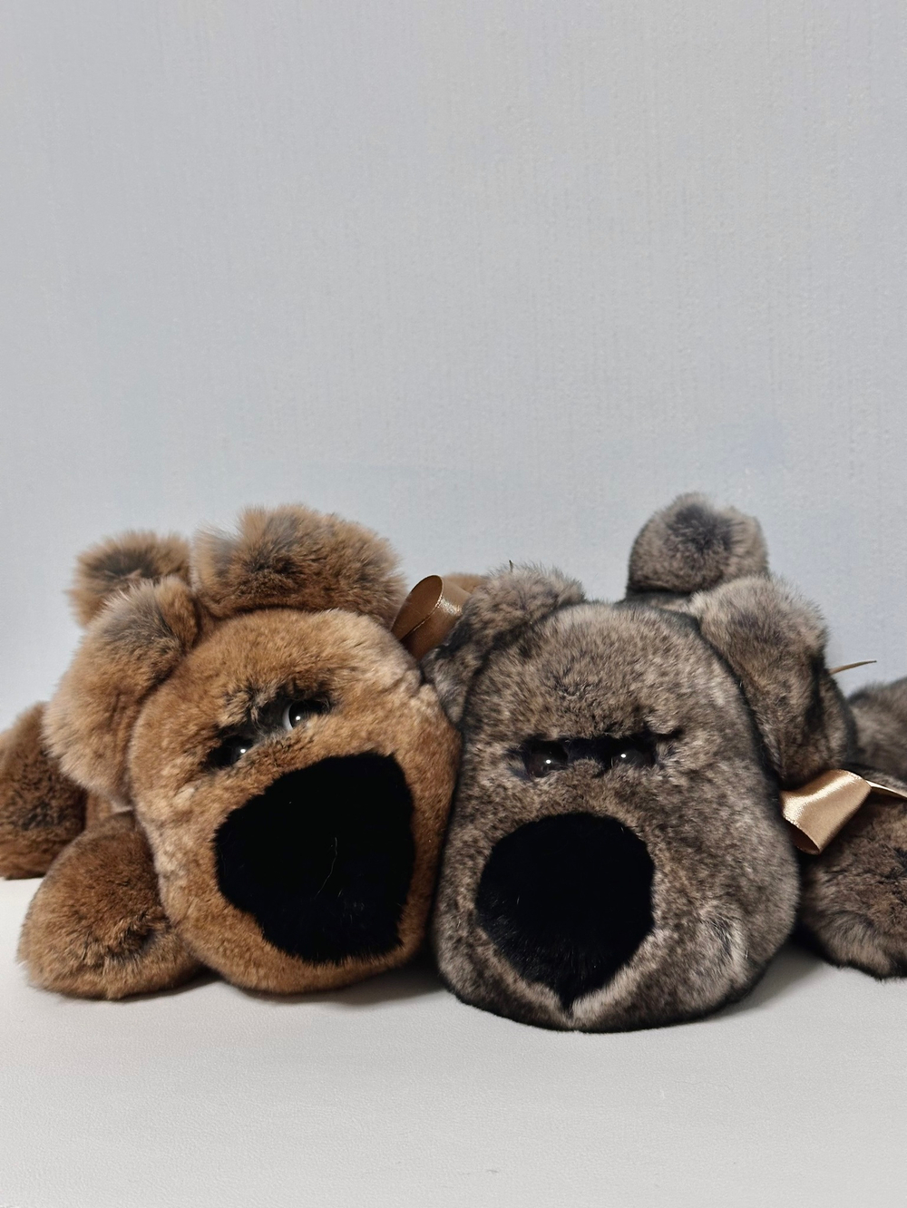 Собака Шанель большая (коричневая)