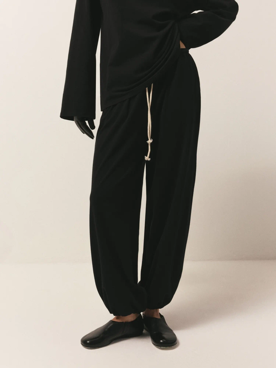 Брюки из soft-touch