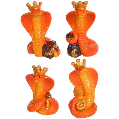 Фигурка новогодняя «Змейка в короне» 4*4*8 см, микс