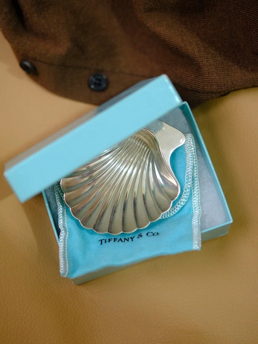 Декоративная тарелочка в виде ракушки Tiffany & Co