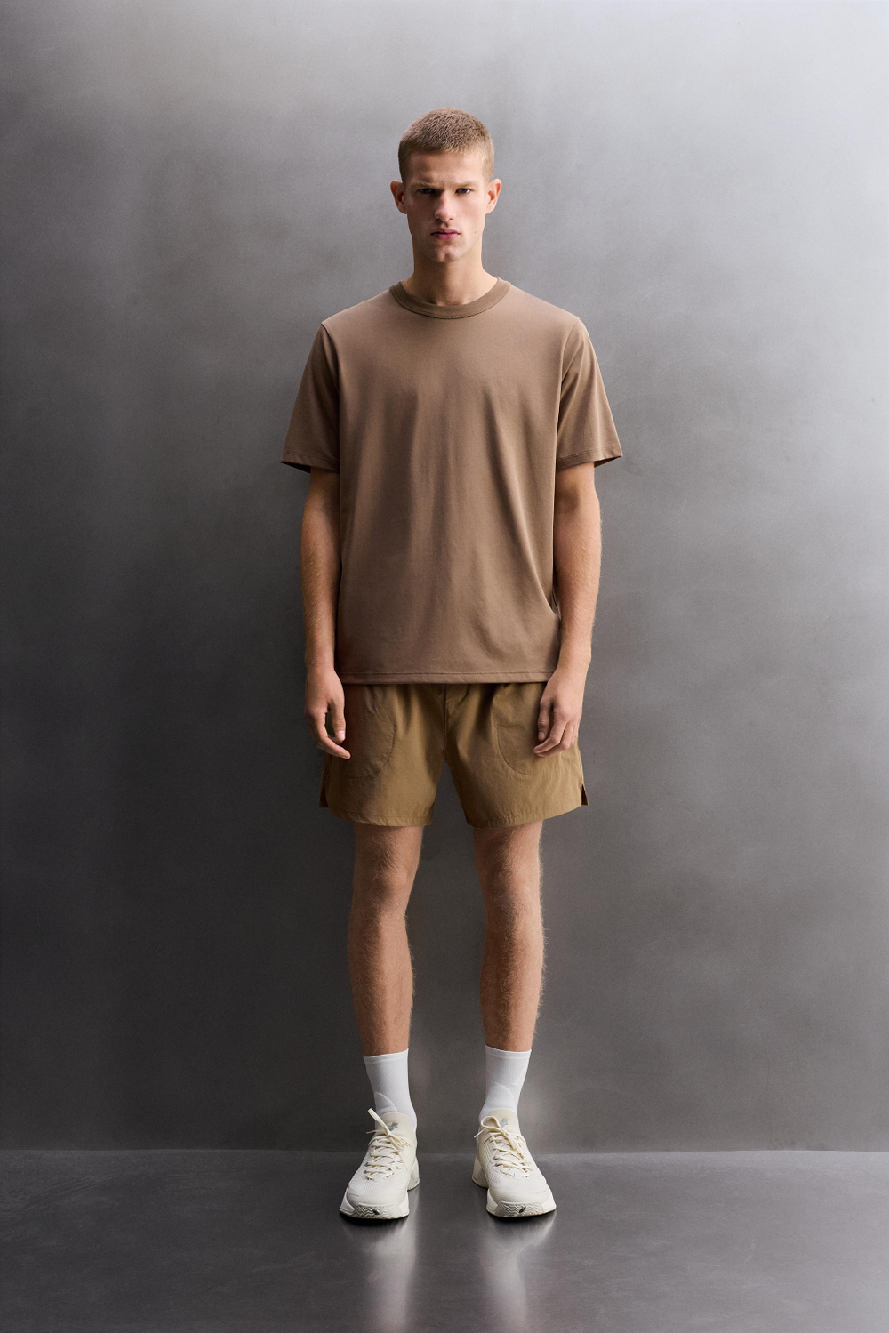 ZARA ФУТБОЛКА ДЛЯ ТРЕНИРОВОК COMFORT, ПЕСОЧНЫЙ