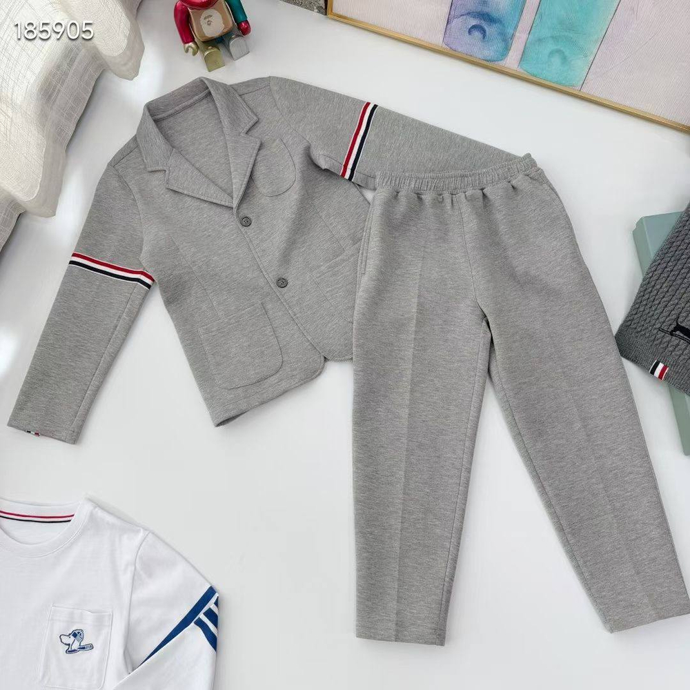 Костюм Thom Browne