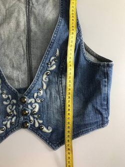 Жилетка Colours джинсовая, маркировка L, визуально на 48 размер