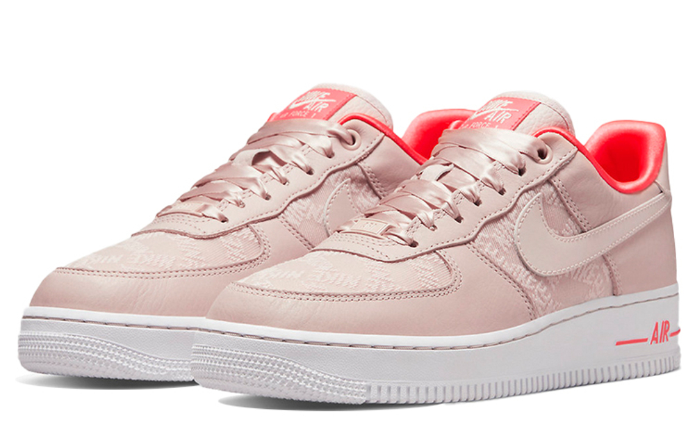 Кроссовки Nike Air Force 1 Low (Женская размерная сетка)