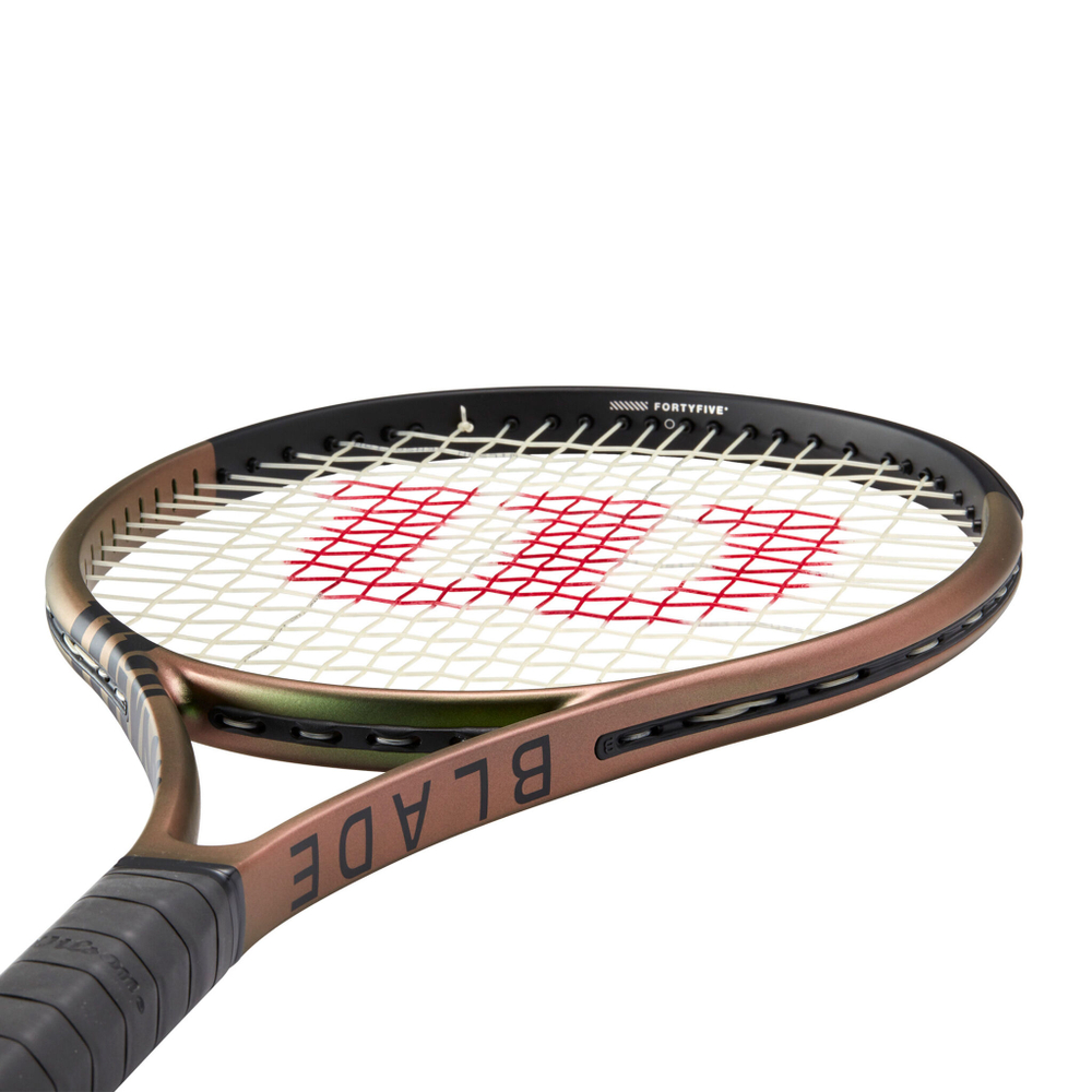 Теннисная ракетка Wilson Blade 104 V8 Tour Racket
