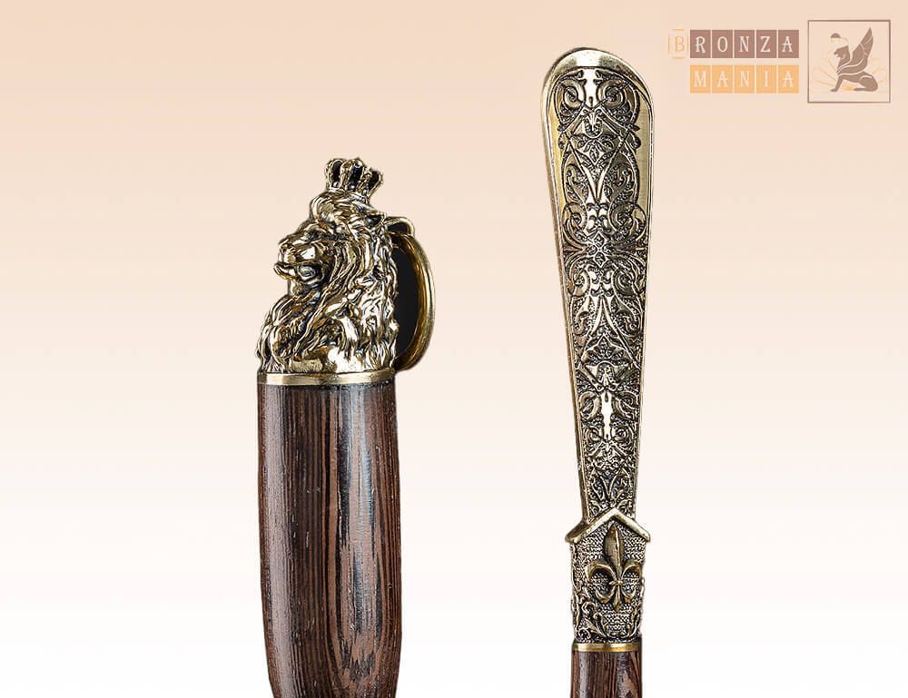 рожок для обуви Король Лев с крючком