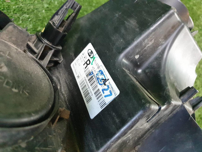 Битая Фара правая Lada Largus 1 (2021-н.в.) галоген