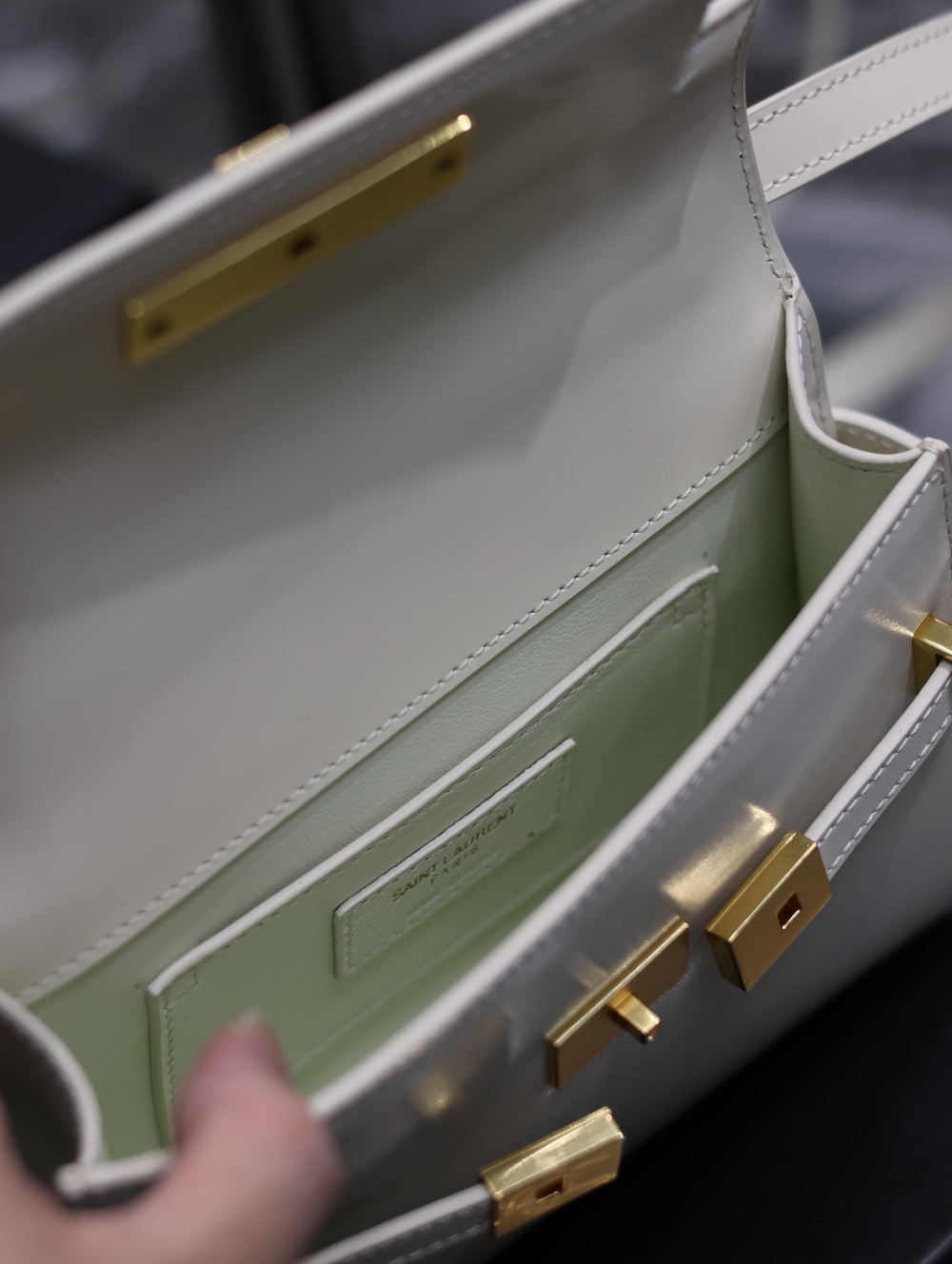 Saint Laurent Mini Manhattan In Box 19 cm