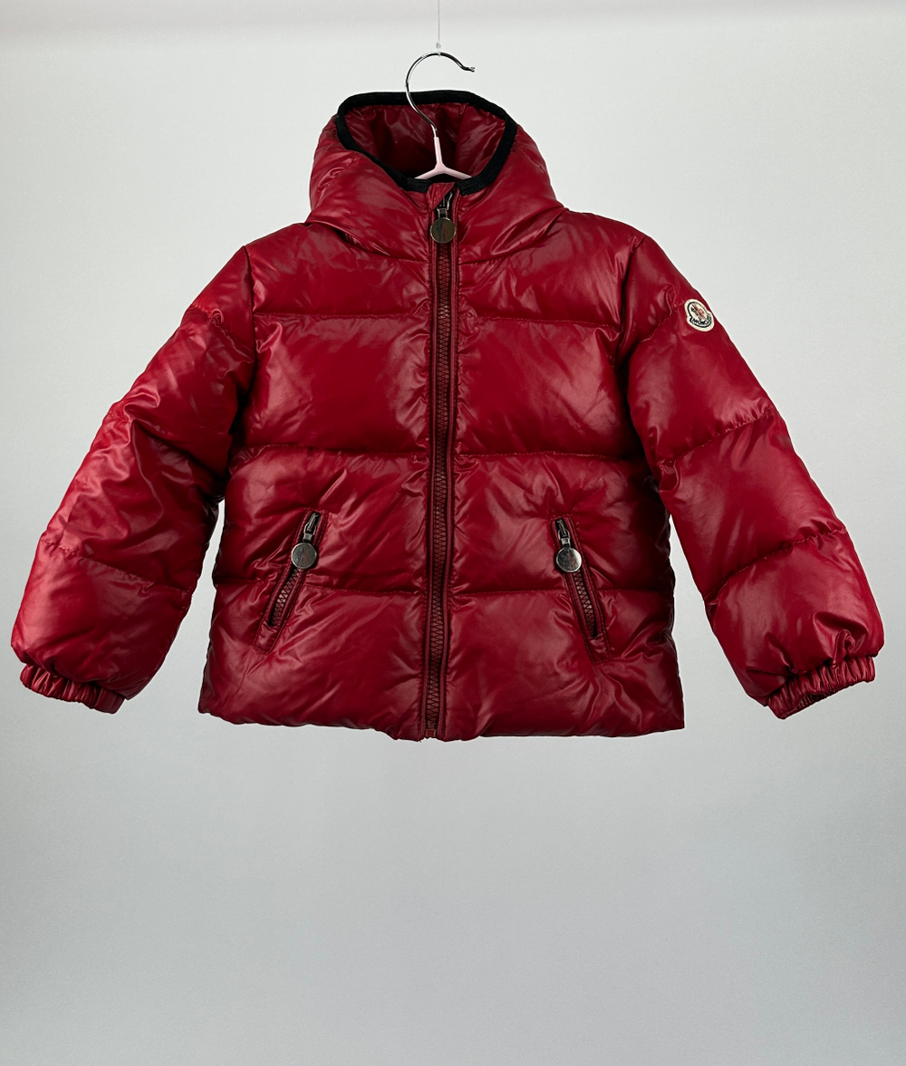 Пуховик Moncler