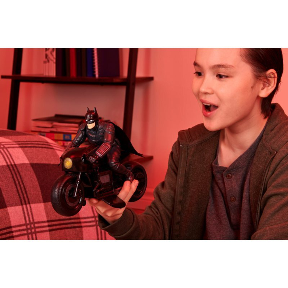 Spin Master Batman - RC Batcycle RC 1:10 30 см 20130544