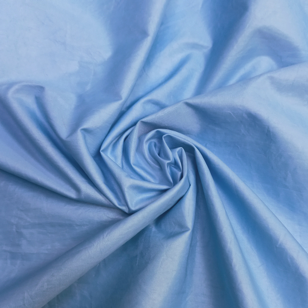 Плащевая ткань тонкая голубая