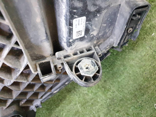 Битая Фара правая Mercedes GLC X253 (2015-2019) LED