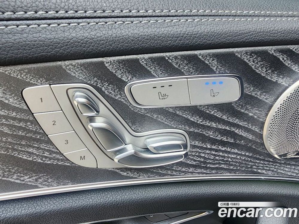 Mercedes-Benz E-Class W213 E350 4MATIC Avangarde (05.2022)