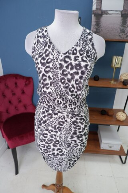 Платье Yaya мини 40 размер, новое