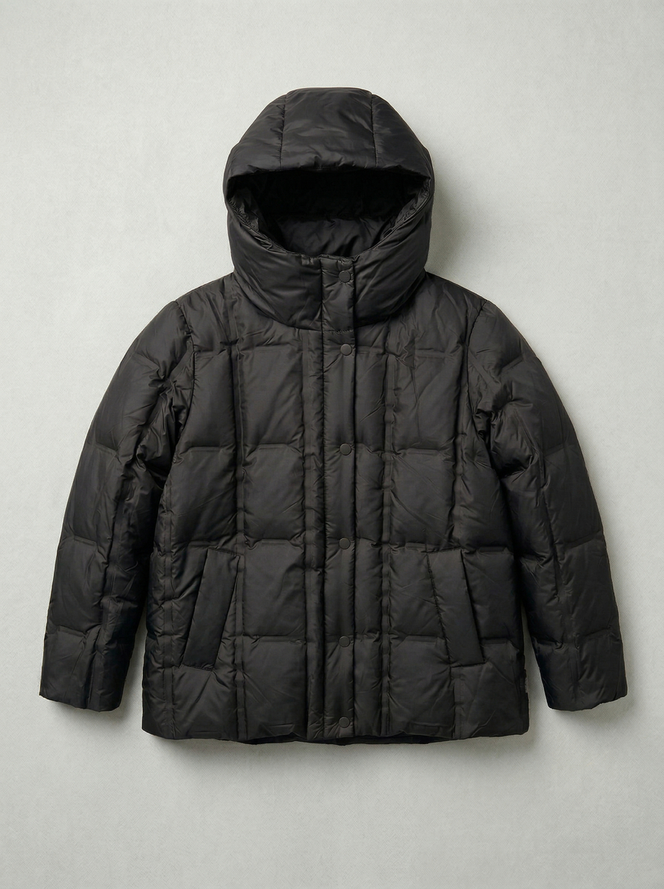 Легкая пуховая куртка