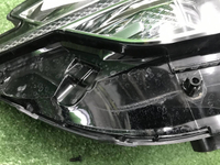 Битая Фара правая Genesis G90 (2018-2022) LED