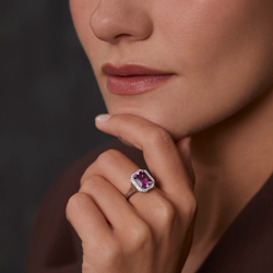 Кольцо со Шпинелью и Бриллиантами, Эмаль, R0143-15/1