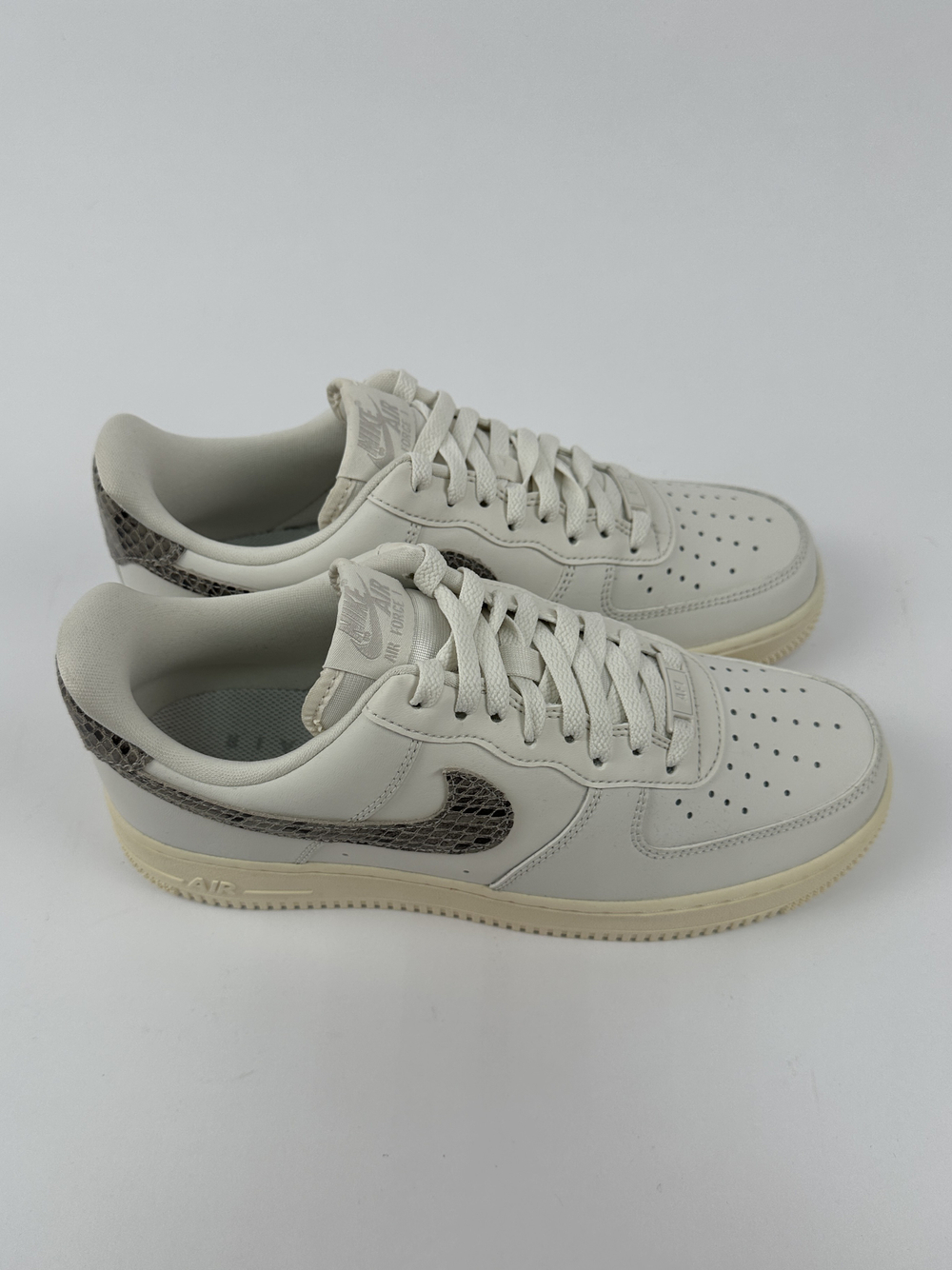 Кроссовки Nike Air Force 1 '07