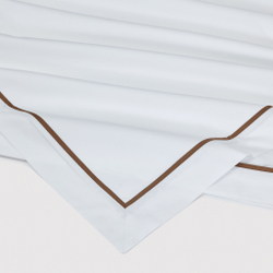 Постельное белье 2 спальное евро Сlaire&Caroll George белое с темно-коричневым кантом