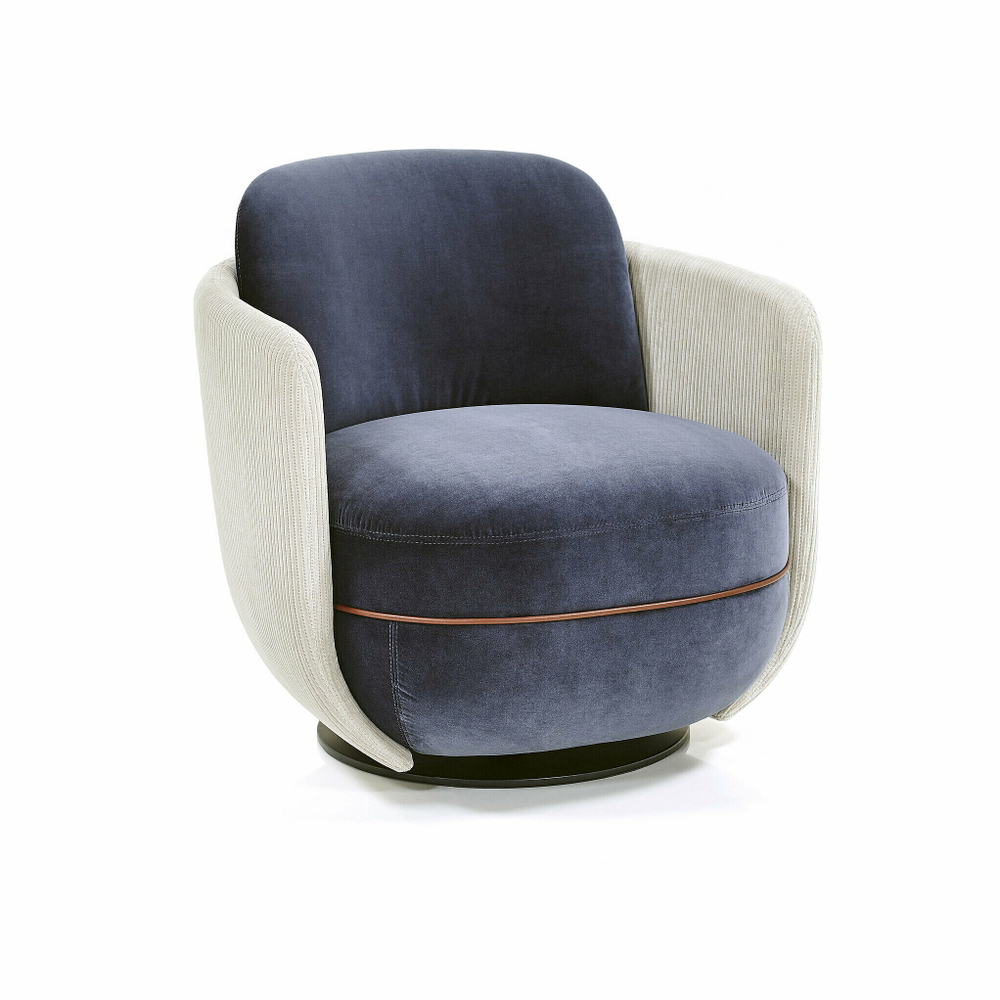 Кресло Wittmann Miles Lounge Armchair