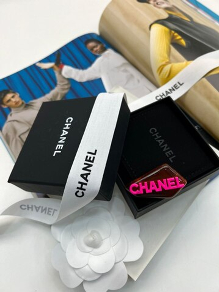 Заколка CHANEL