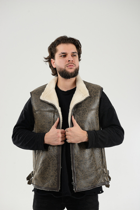 Жилет универсальный из натуральной дубленочной овчины, покрытие Брызги-светлый мех