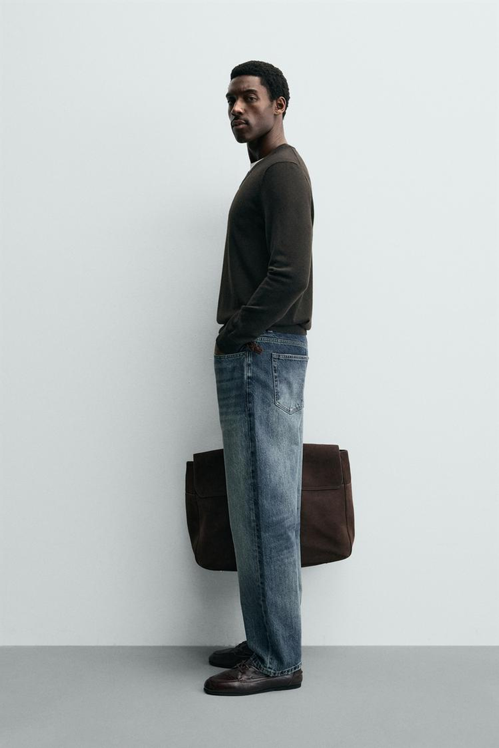 ZARA СВИТЕР ИЗ 100% ШЕРСТИ С V-ОБРАЗНЫМ ВЫРЕЗОМ, ШОКОЛАДНЫЙ