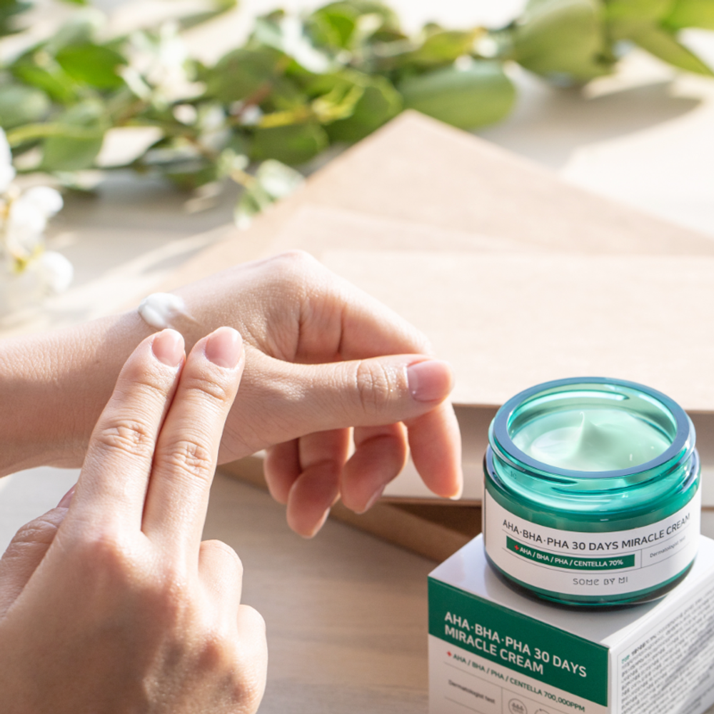 Восстанавливающий крем для проблемной кожи Some By Mi AHA-BHA-PHA 30 Days Miracle Cream