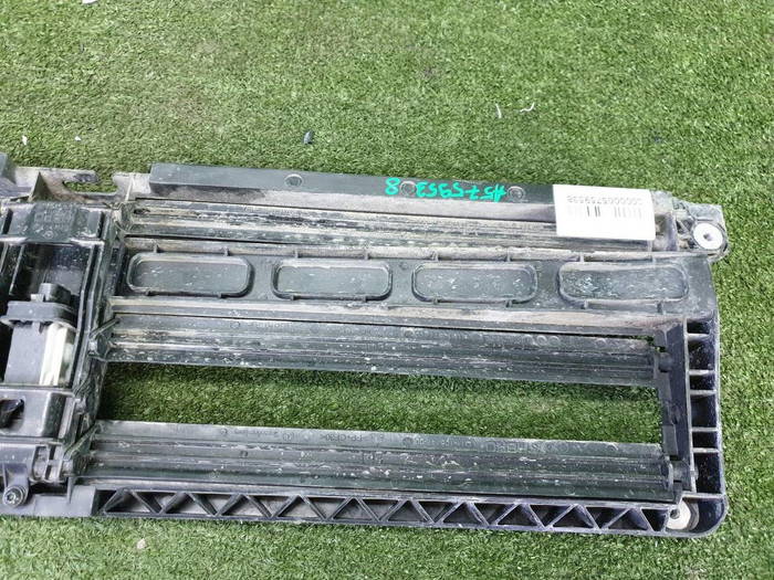 Воздуховод радиатора Mercedes S W223 (2020-н.в.)