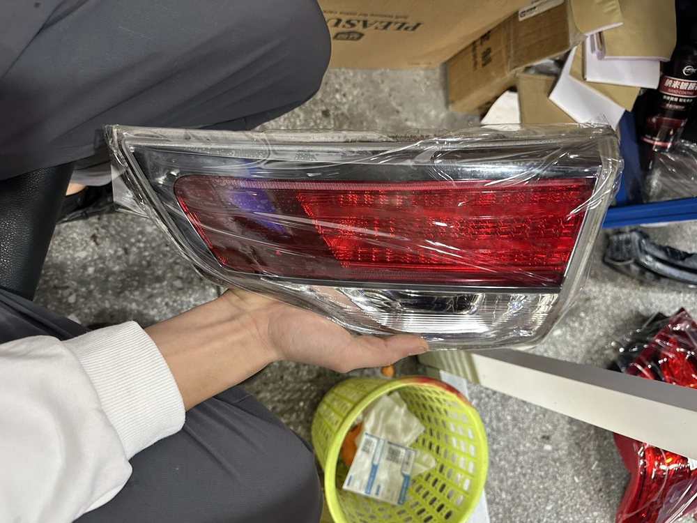 Задний фонарь (стоп-сигнал) Toyota Highlander 2015-2017 оригинал